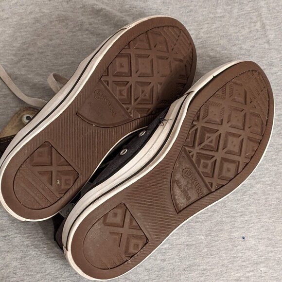 Converse Chuck Taylor All Star High Tops - Picture 4 of 6